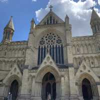 聖奧爾本斯座堂 (The Cathedral & Abbey Church)
