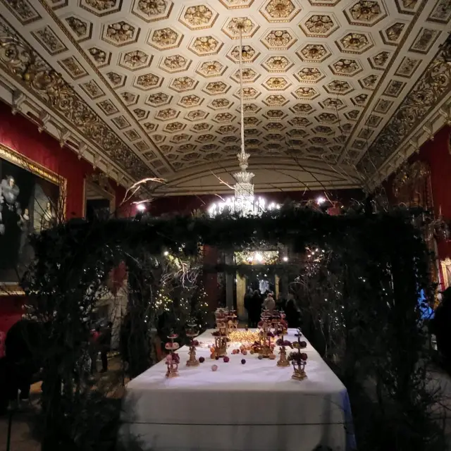 chatsworth at christmas 2/2