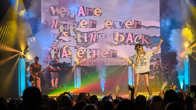 Let's Sing Taylor - A Live Band Experience Celebrating Taylor Swift 2024 (Wallingford) | Toyota Oakdale Theatre