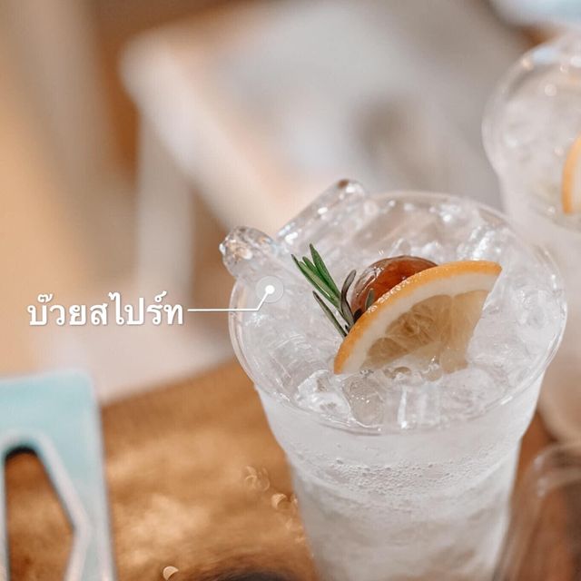 คาเฟ่ The little cottage
