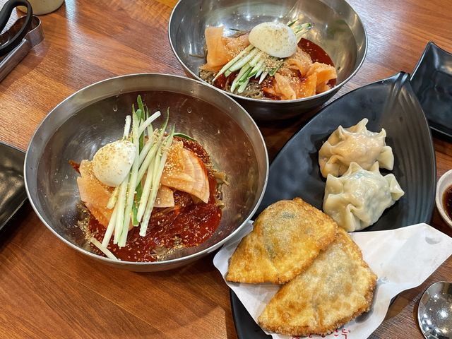 맛집 핫플은 여기! 비빔냉면 먹기~~ 