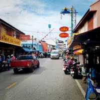 Quiet Town Of Maeklong