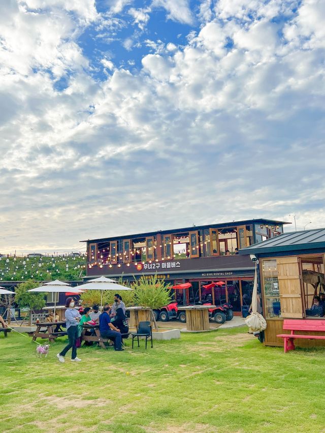 🏝 군산에서 차타고 갈 수 있는 무녀도 힙한카페