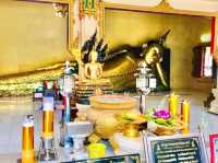 กราบพระนอน(ตะแคงซ้าย) องค์ใหญ่สุดในไทย
