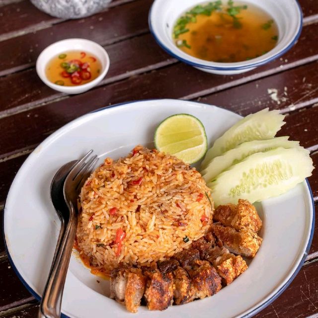 บ้านคนรักหมูกรอบ 🐖