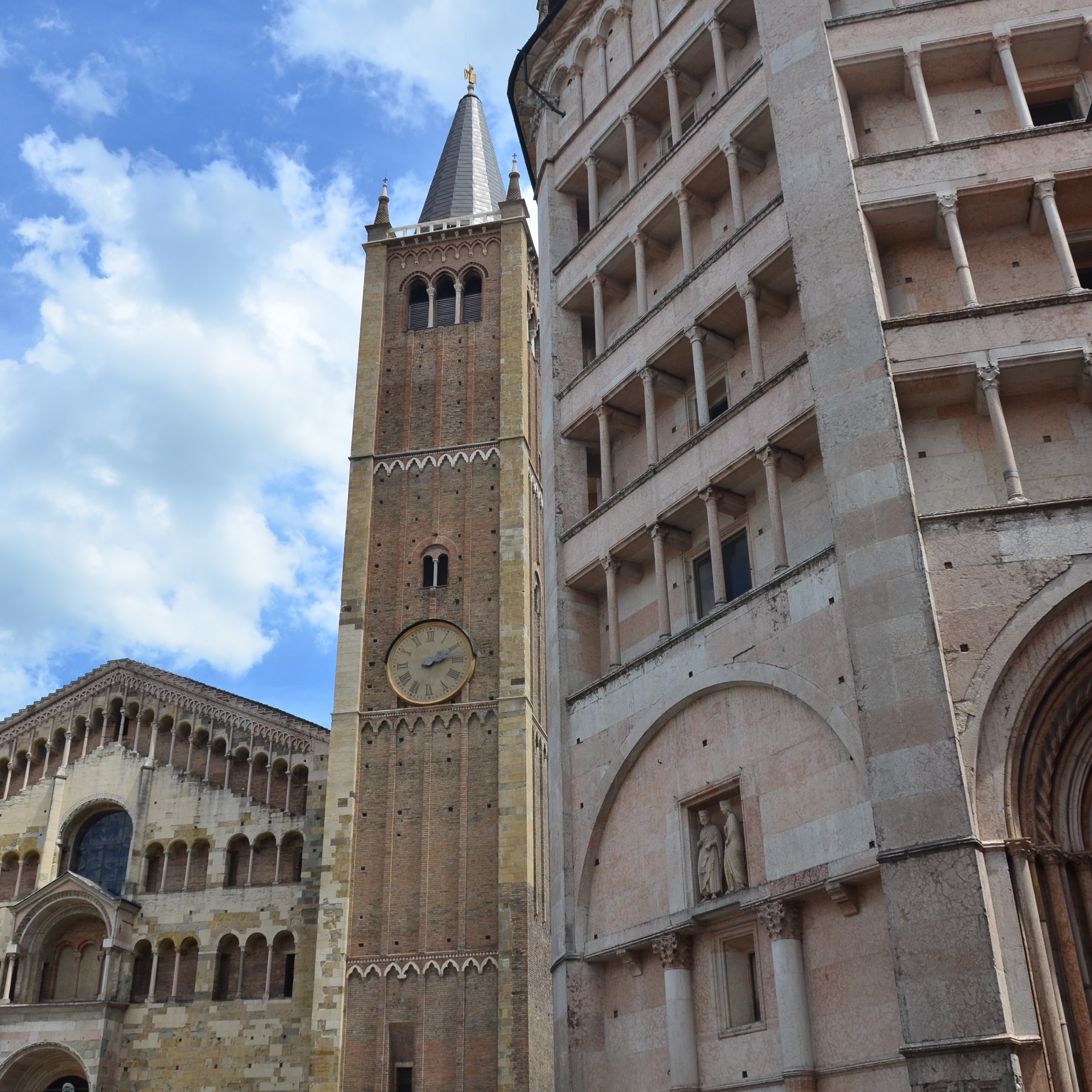 Tour đi bộ Parma, Bắc Ý