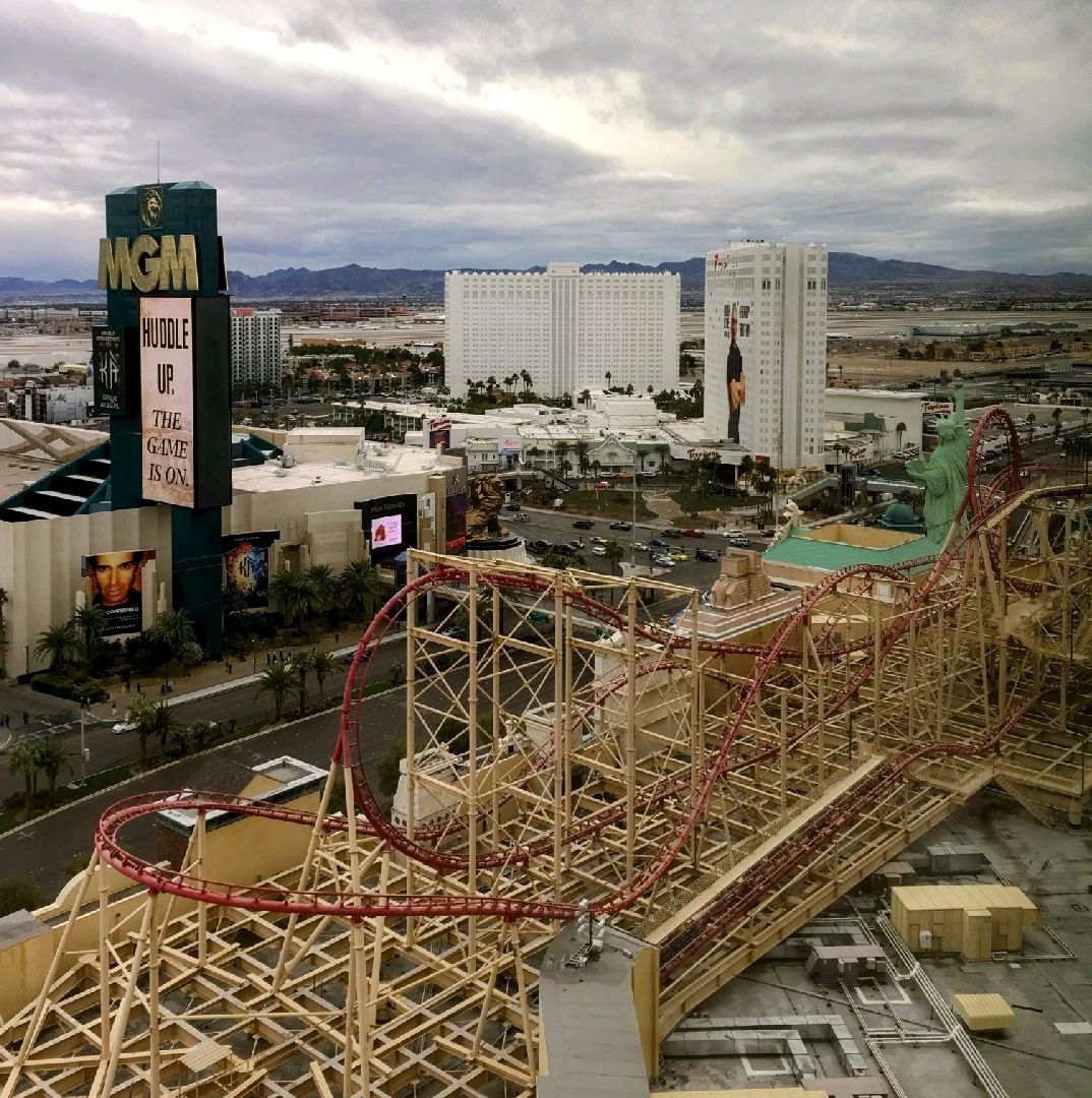 Hotel with outdoor roller coaster