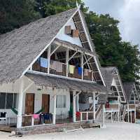 beachfront @ Alang’s Rawa off Mersing 