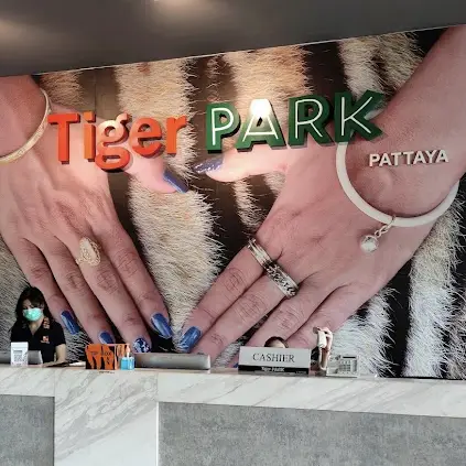 แวะมาสัมผัสกับเสือที่ Tiger Park พัทยา