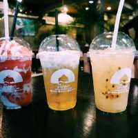 เถียงนา ร้านกาแฟกับขนมสุดปัง ที่ห้ามพลาด