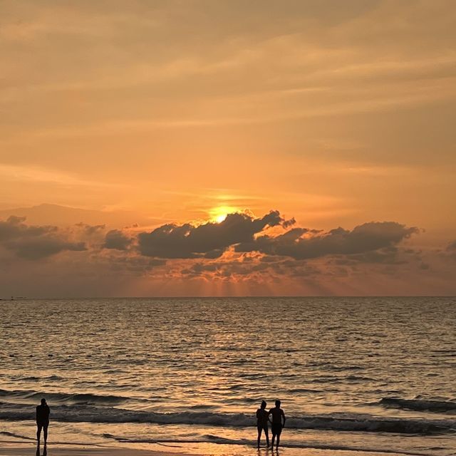 GOLDEN HOUR IN BANGTAO BEACH 🌊 