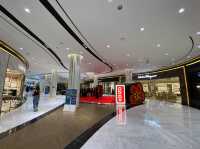 เดินช๊อปปิ้ง King Power  รางน้ำ 