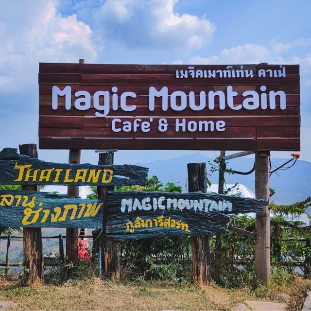 Magic Mountain ภูลังกา จิบแฟ แลวิวผาช้างน้อย