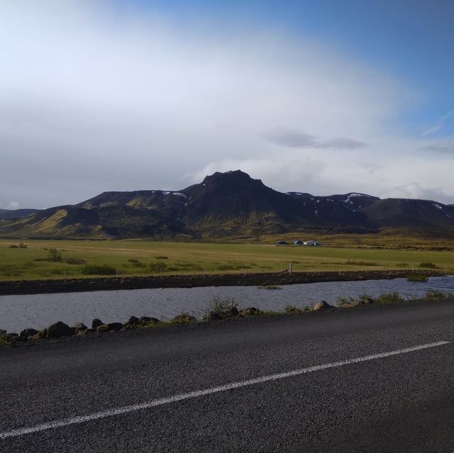 A trek to Seljalandfoss