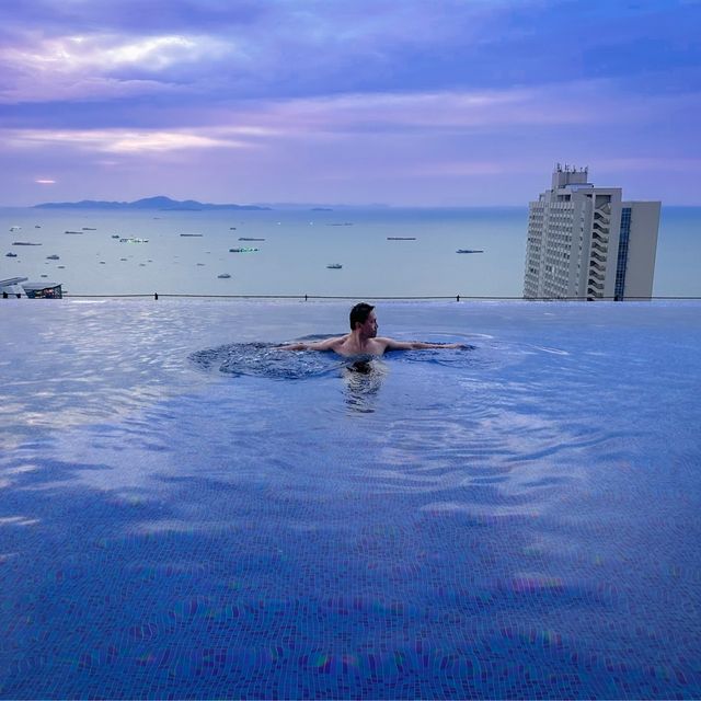 Siam@Siam พัทยา โรงแรมสุดหรู วิวสวย บรรยากาศดี