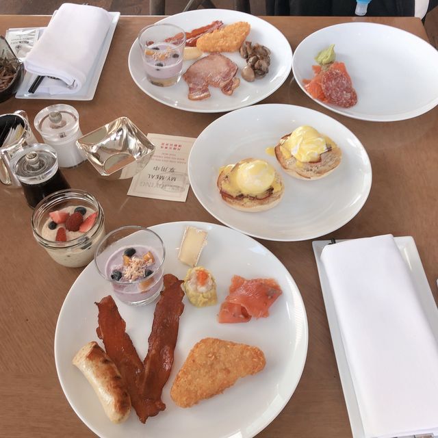 Grand Hyatt Grand Cafe Breakfast Buffet