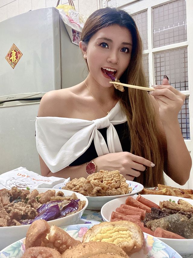 🏘巷口內的小吃🎉～台中西區『熊掌香酥雞』🐔