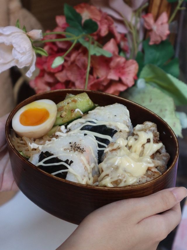 四層高時裝店xcafe