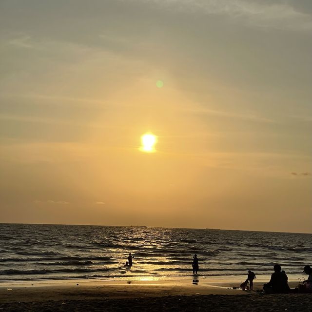 หาดบางแสน จังหวัดชลบุรี
