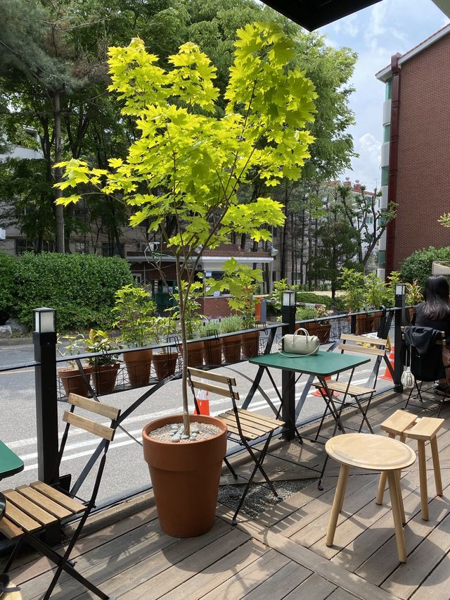 브런치 먹을 수 있는 경리단길 생활편집샵 ‘보마켓’