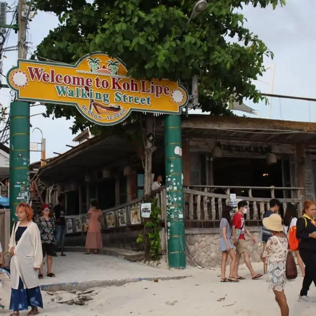 Koh Lipe Walking Street