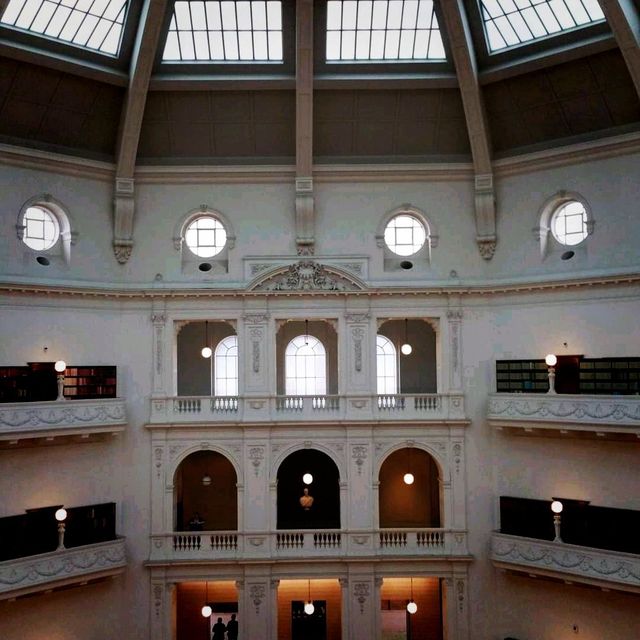 The Incredible Looking State Library, VIC