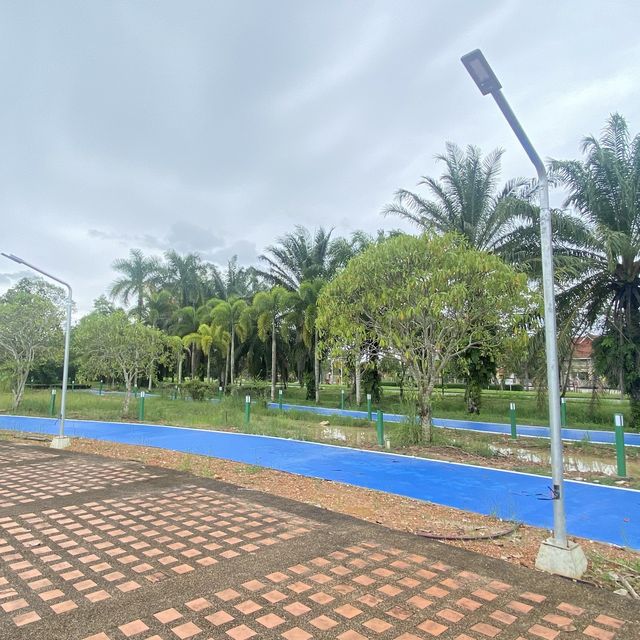 ดูปลาเดินเล่น สวนรุกขชาติ | ตราด
