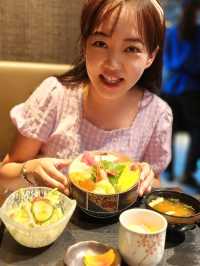 像港式煲仔飯的日本港島蠔釜飯