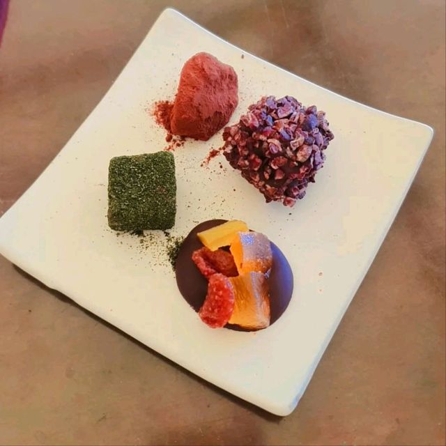 โซน All Day Buffet @ Soneva Kiri
