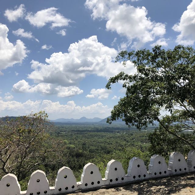 Dambulla Cave Temple