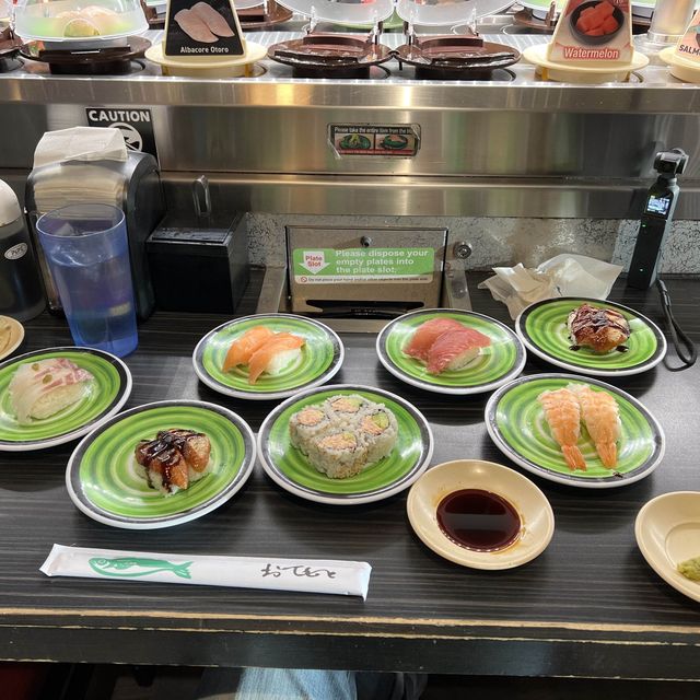 【アメリカ/ロサンゼルス】リトルトーキョーにあるくら寿司が日本と全く同じだった！