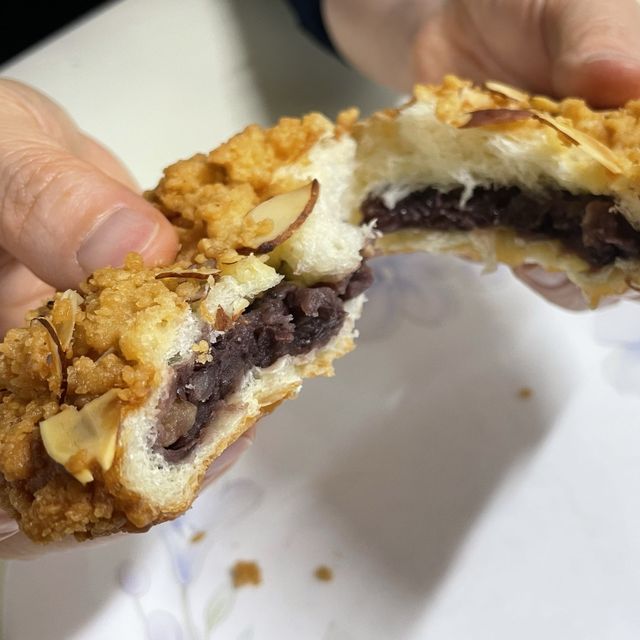 진한 전통 팥으로 만든 제주 한담팥빵👨‍🍳
