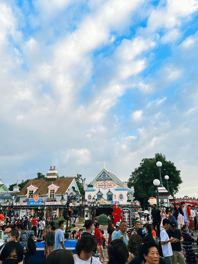 พาเที่ยว Chocolate Ville พร้อมกับตีมวันคริสต์มาส 🏰