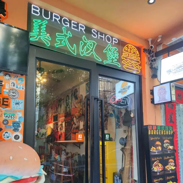 Burger shop, Houhai, Sanya