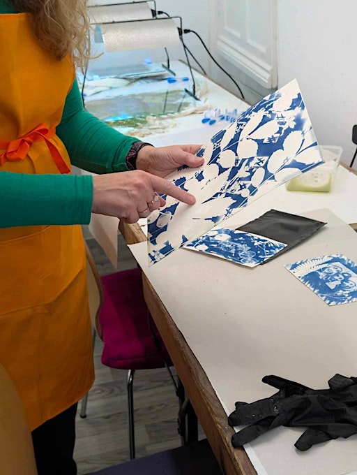 Introduction to Cyanotype Printing | Hazlehurst Studios