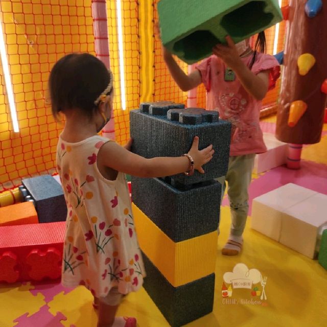超抵玩室內遊樂場