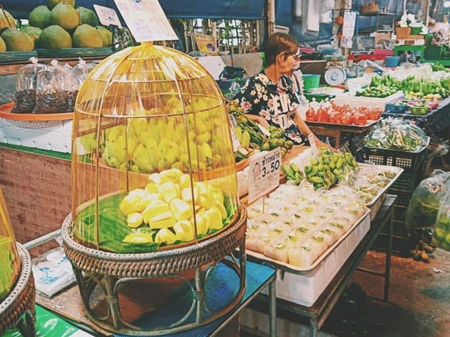 ตลาดน้ำดอนหวาย นครปฐม