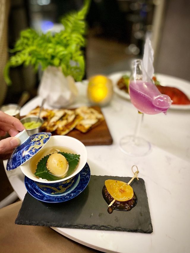 Oasis Bar & Grill (尖沙咀)