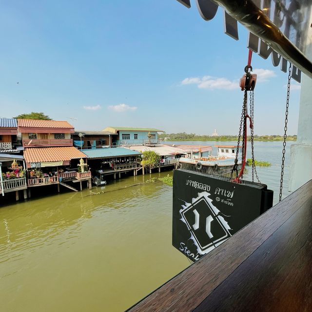 คาเฟ่ชิกๆ ข้ามคลองคาเฟ่ @สามโคก 🥰🥰