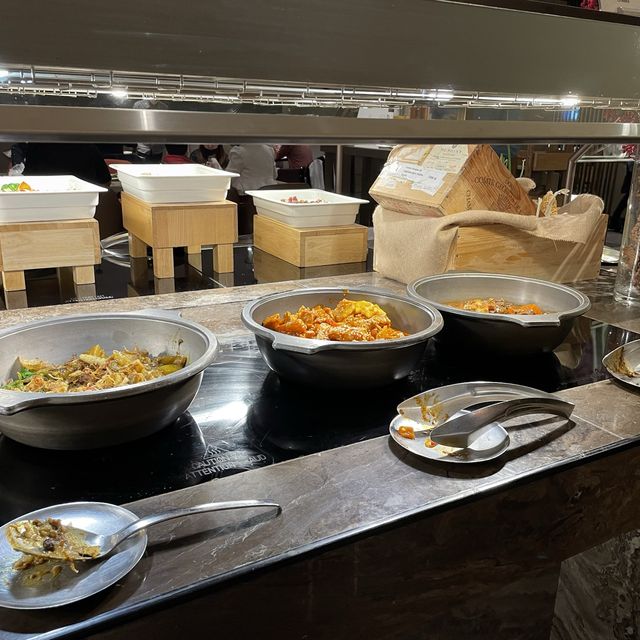 板橋 希爾頓大飯店🏨Market Flavor悅市集吃到飽！