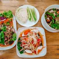 🥗 อาหารอิสานรสเด็ด กลางเมืองอู่ทอง🥗