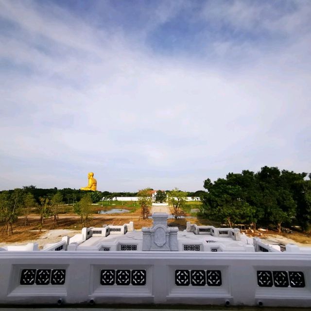 ความงามของสถาปัตยกรรมไทย ณ วัดวชิรธรรมาราม
