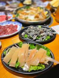 西環高質刁鑽牛肉火鍋專門店🐂