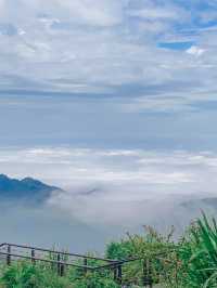 宛如仙境的雲海，超美的雲霧繚繞，瞬間被治癒的美景