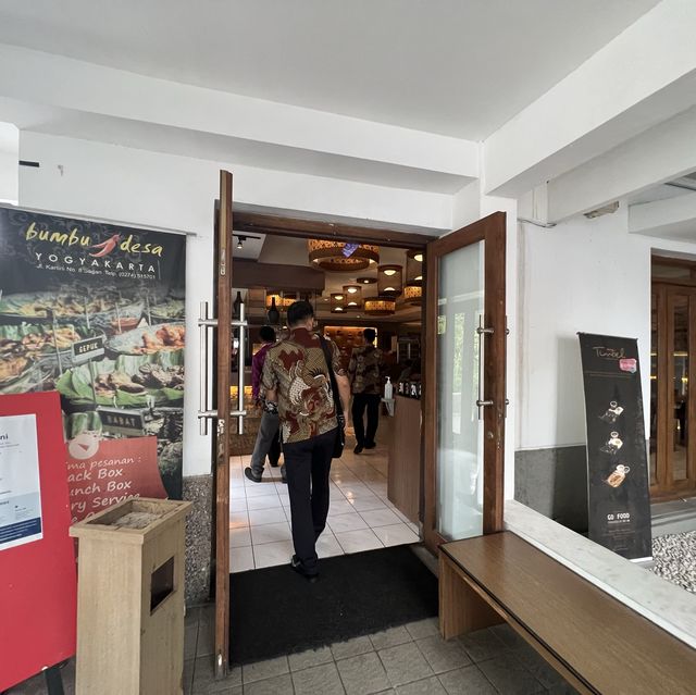ร้านอาหารอร่อย Bumbu Desa ยอกยาการ์ตา 