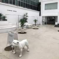 오프라인 옷 베스트들을 한곳에서 입어볼 수 있는 이곳, 커먼유니크 쇼룸