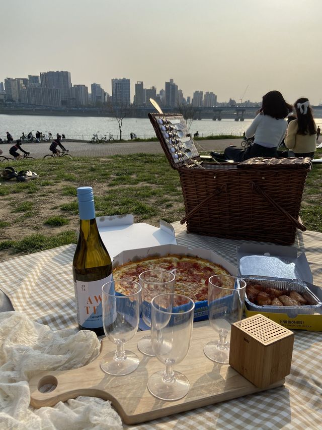 <서울> 롯데타워가 보이는 피크닉 맛집 뚝섬한강공원