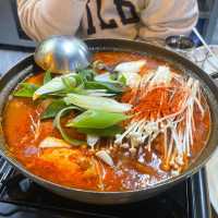 웨이팅 필수인 겨울 제철 방어맛집! 