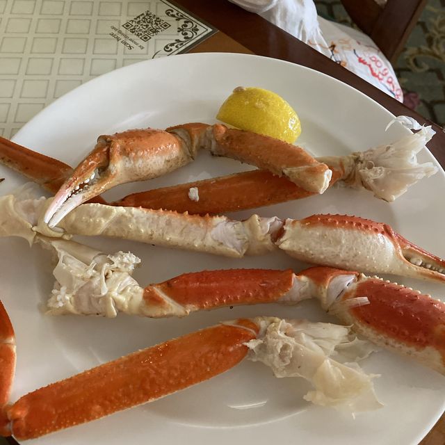 香港迪士尼酒店食自助餐好開心呀～