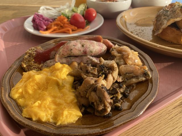 朝食は宿泊者のみ味わえる。Restaurant 『FORQ』
